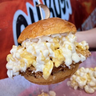 Mac N Chicky's